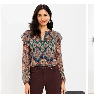 Ann Taylor LOFT Tapestry Ruffle Split Neck‎ office moody career Blouse small